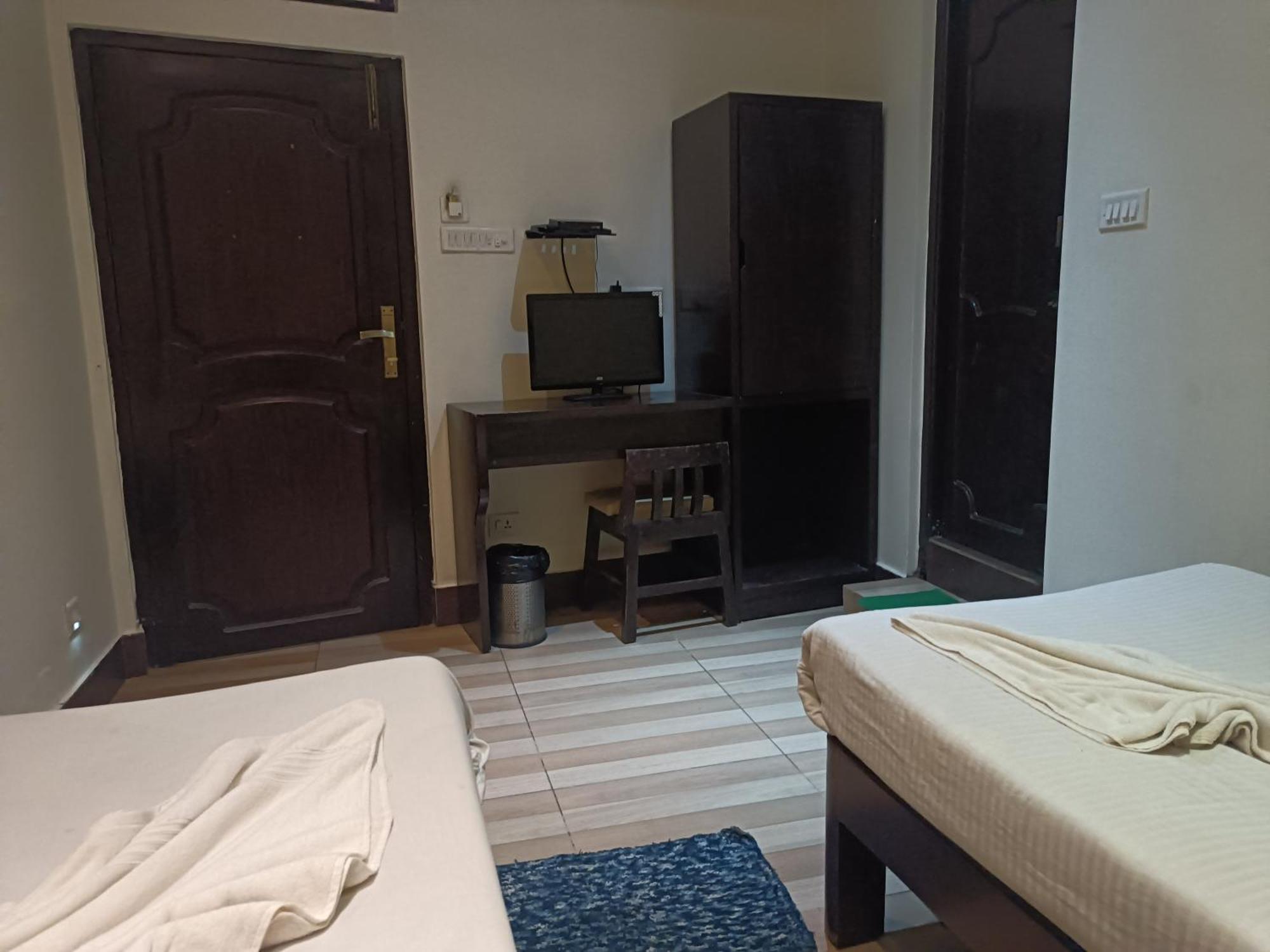 Hotel Serene ชิลลอง ภายนอก รูปภาพ